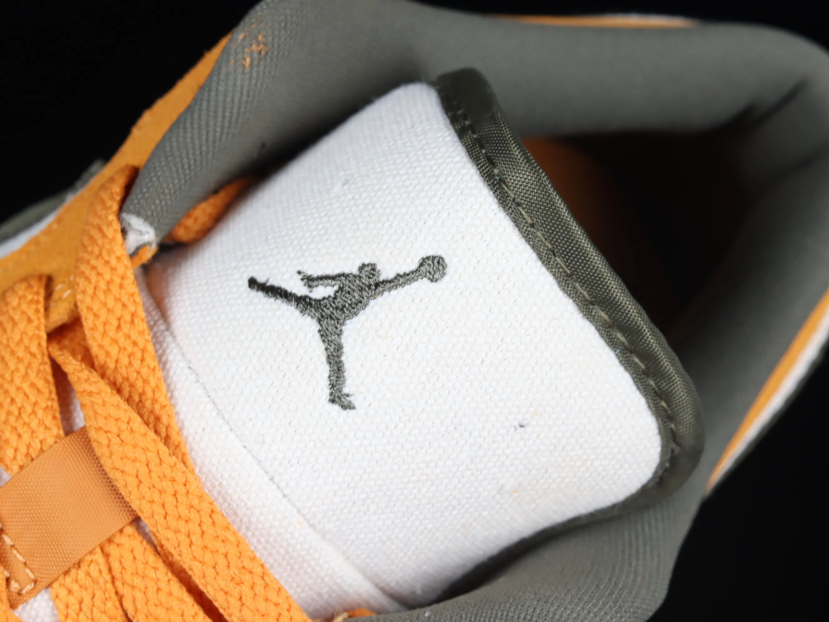 All categories Air Jordan Jordan series basketball shoes Air Jordan 1 Low G version pure original Air Jordan 1 Low "Light Curry" AJ1 Joe 1 Ugly Duckling low-top basketball shoes DH6931-102